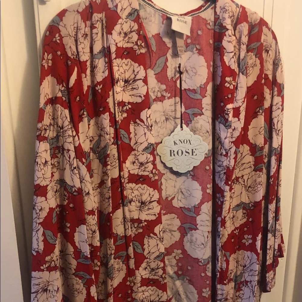 Brand new Knox Rose Kimono